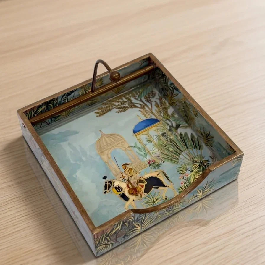 Antique tissue organiser 