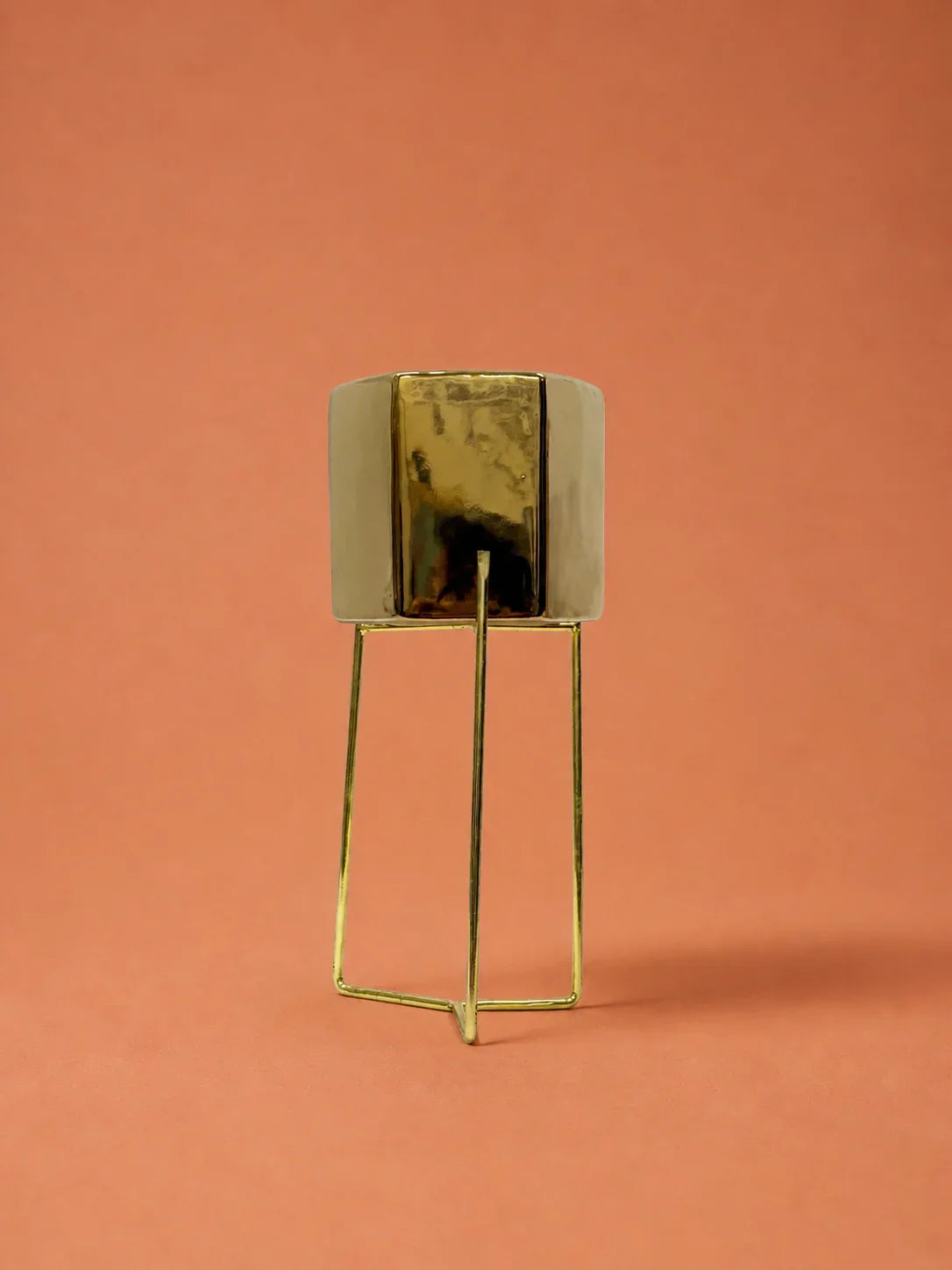 Best Brass Indoor Planter for Indoor Plants and Artificial Plants