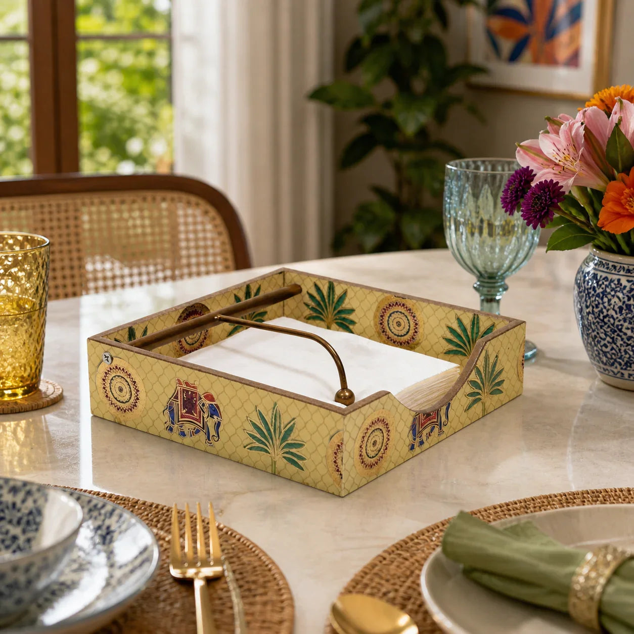 Tissue Holder for Dining Table